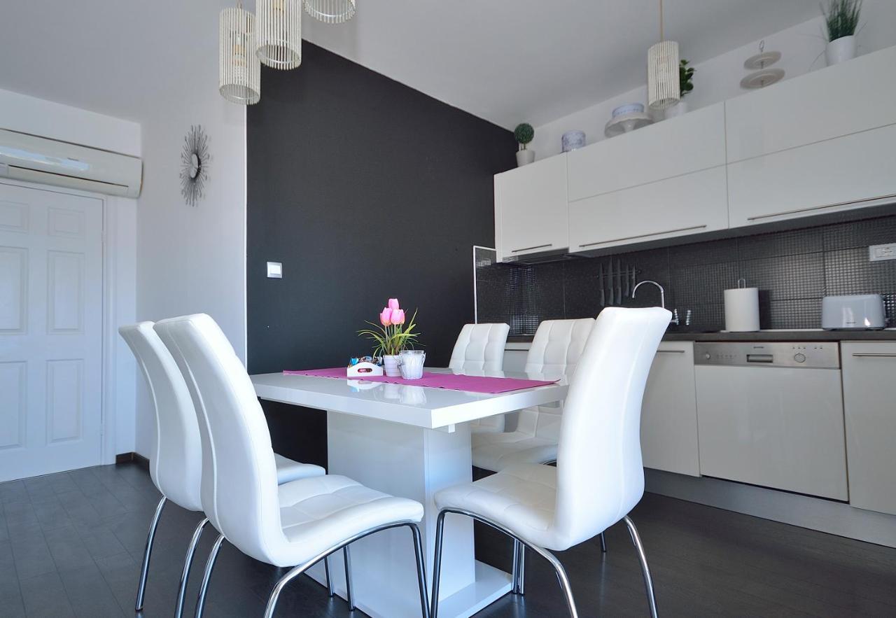 Apartman Staro Selo Primošten Eksteriør bilde