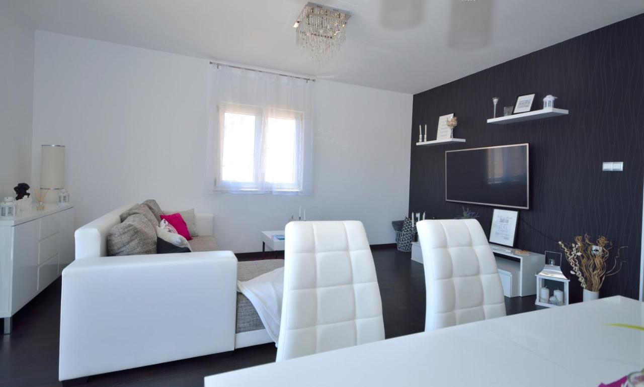 Apartman Staro Selo Primošten Eksteriør bilde