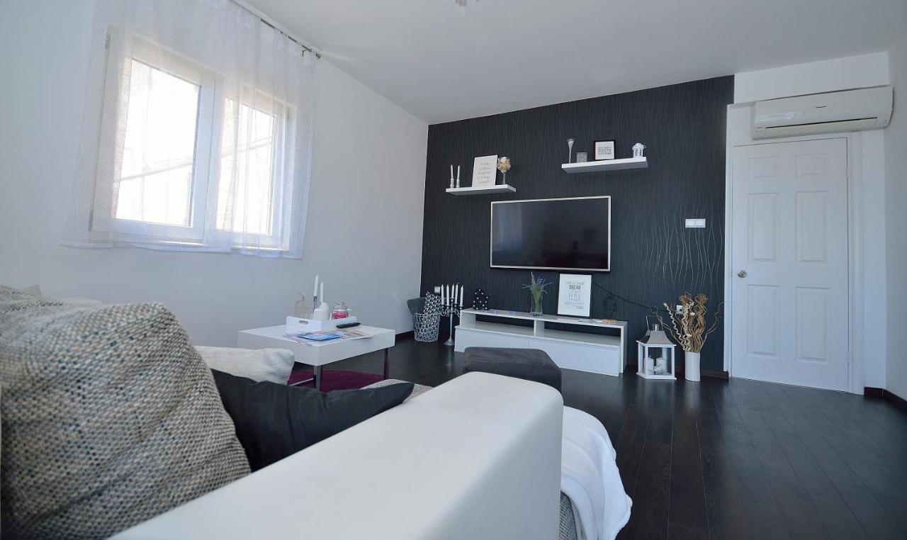 Apartman Staro Selo Primošten Eksteriør bilde